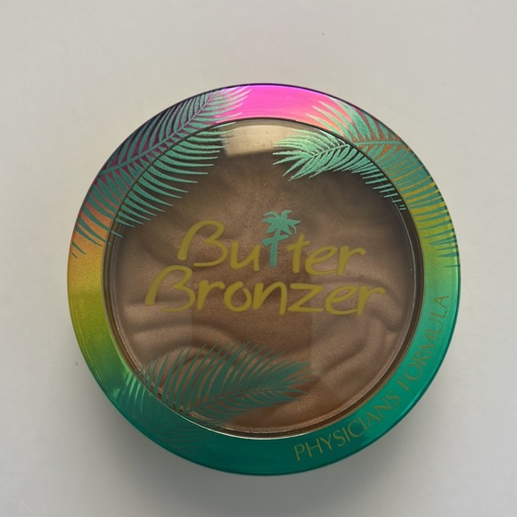 Makeup Bundle, NEW - Picture 8 of 16